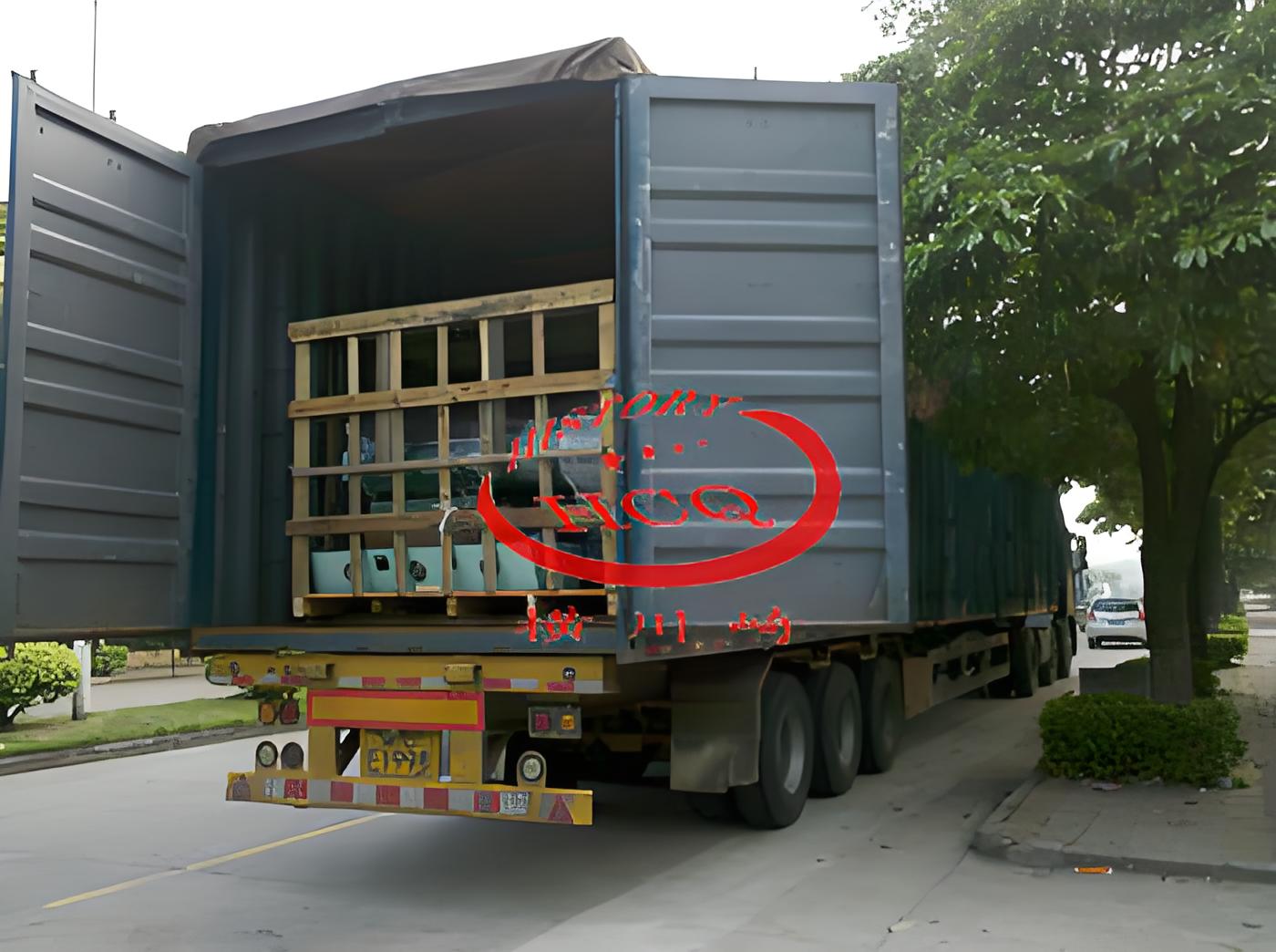 CCD全自動絲印機(jī)出貨,