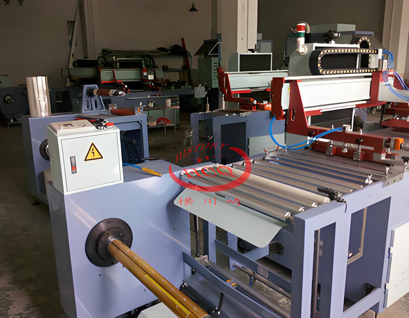 全自動熱轉(zhuǎn)印膜絲印機